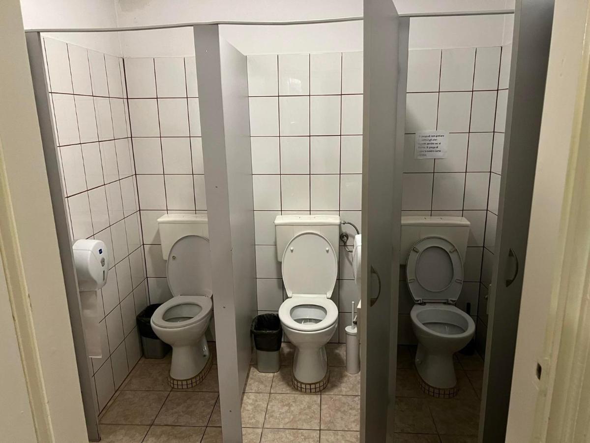 50 People Bis Apartment Краков Экстерьер фото